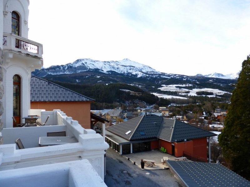 Appartement Standing Chateau Des Magnans Jausiers Esterno foto